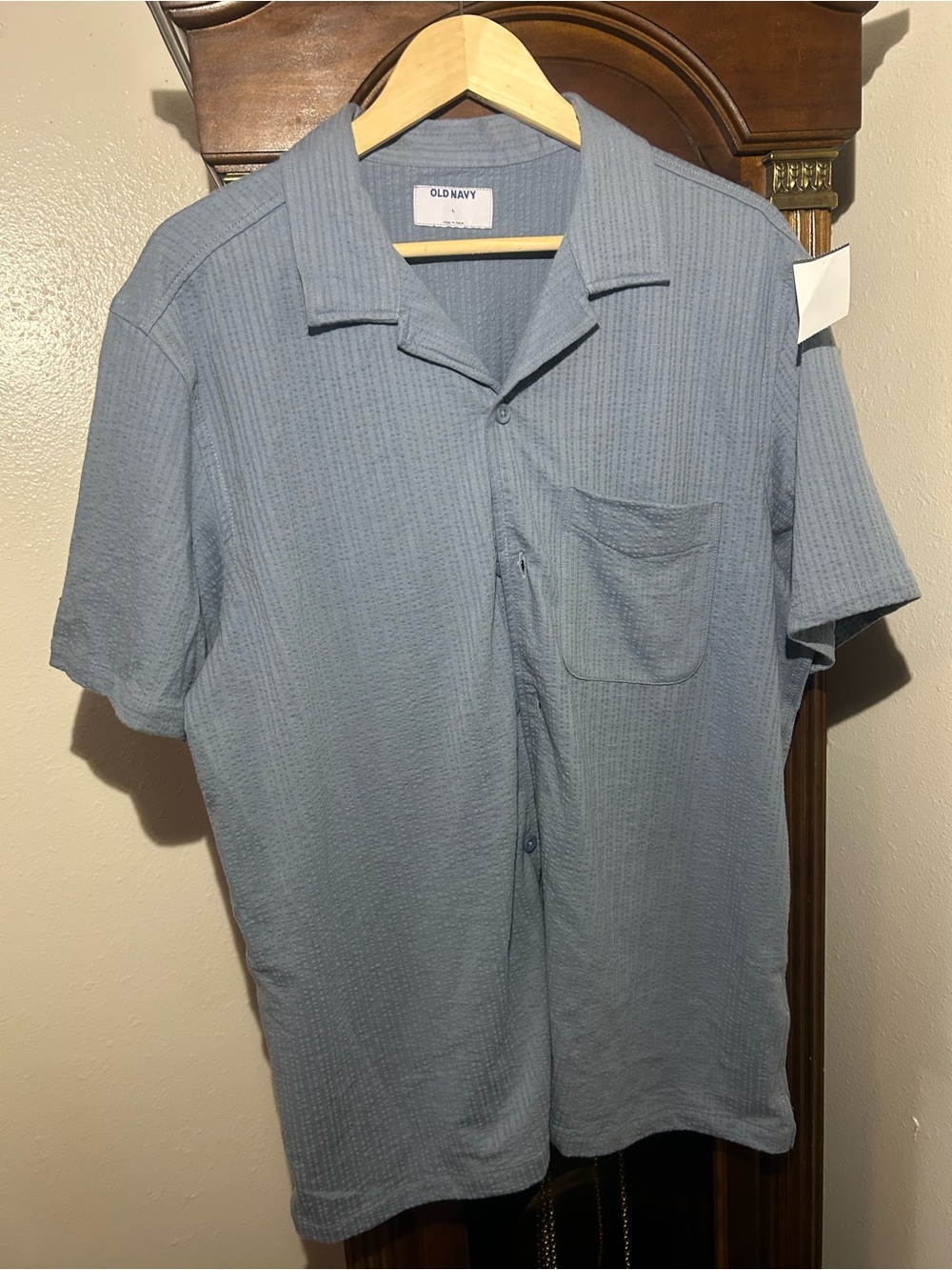 Old Navy Men's Dusty Blue Short-Sleeve Button-Down Shirt Large